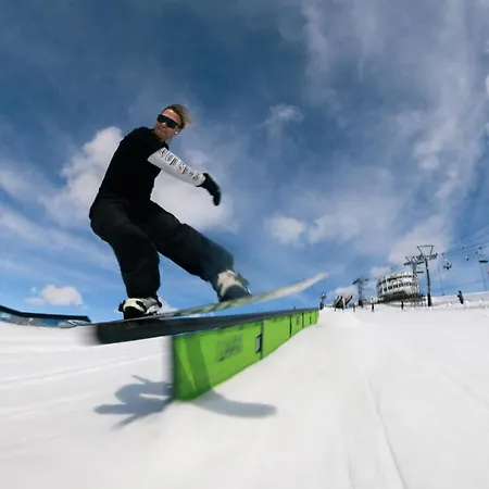 Casa Zappaterra アパート